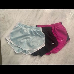 Girls M aNike shorts Lot